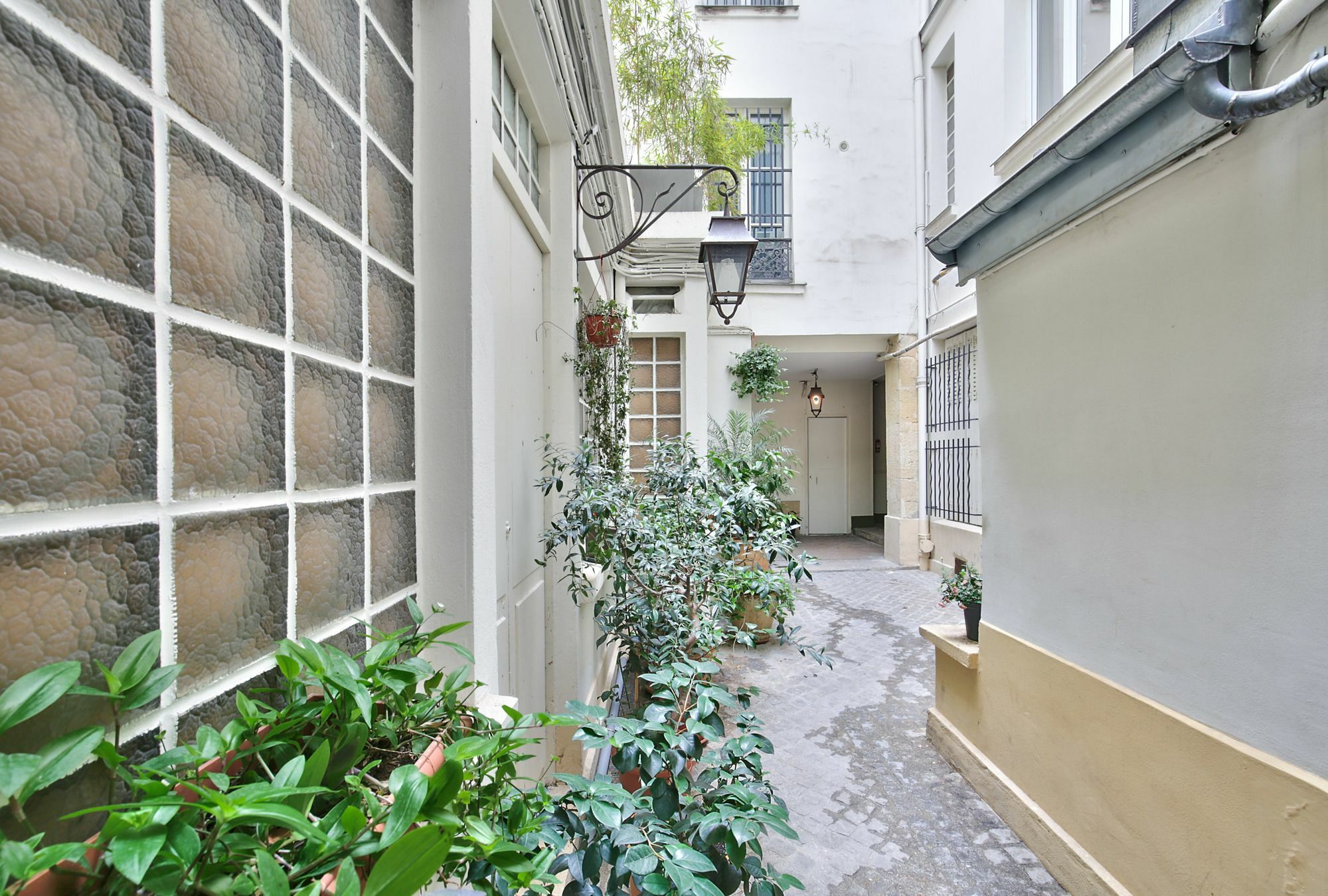 70 - Authentic Parisian Flatアパートメント エクステリア 写真